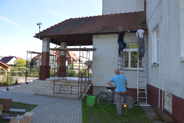 SP Sokołowiec - Rynna zamontowana…