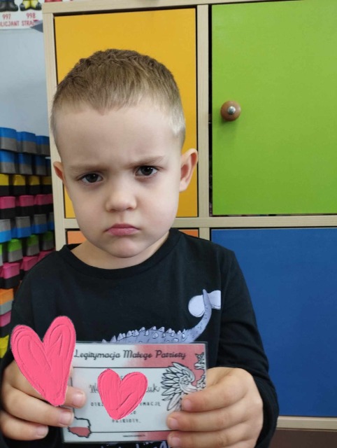 SP Sokołowiec - LEKCJE PATRIOTYZMU W PRZEDSZKOLU