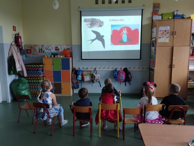 SP Sokołowiec - Międzynarodowy DZIEŃ POSTACI Z BAJEK