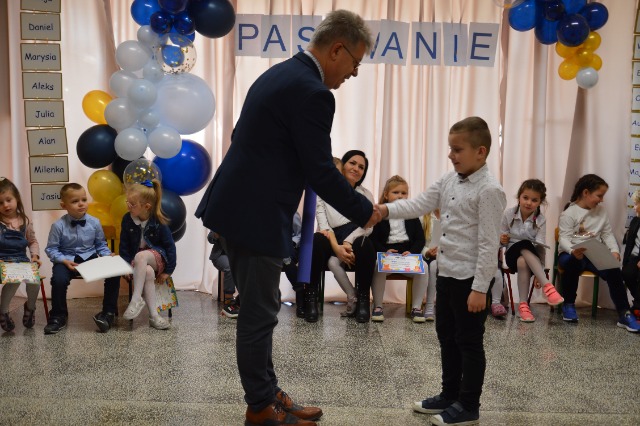 SP Sokołowiec - WITAJCIE W GRONIE PRZEDSZKOLAKÓW - -Szkoły Podstawowej im. Jadwigi Śląskiej w Sokołowcu!