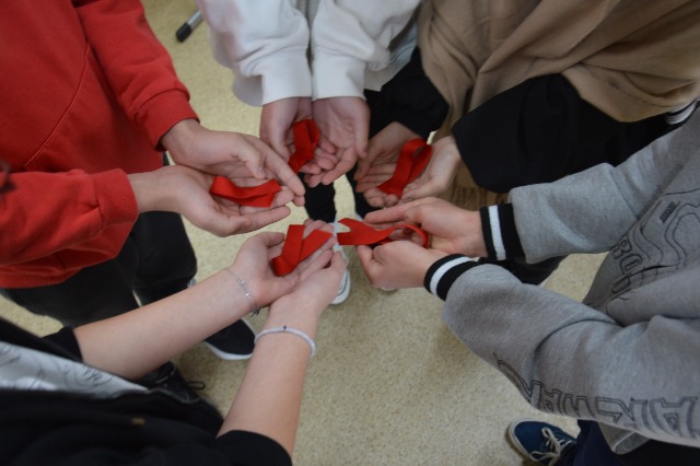 SP Sokołowiec - Światowy Dzień Walki z AIDS