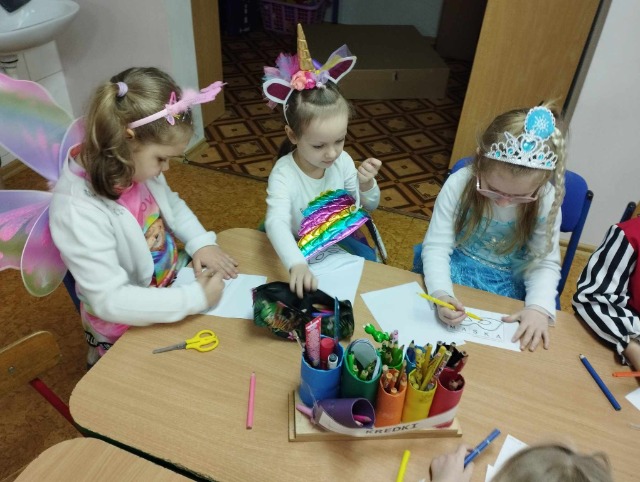 SP Sokołowiec - W karnawale, w karnawale dzieci bawią się wspaniale!