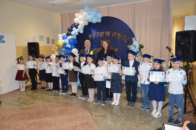 SP Sokołowiec - PASOWANIE NA UCZNIÓW…