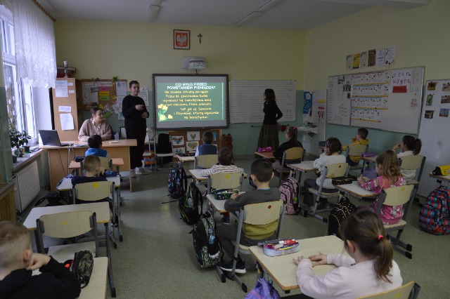 SP Sokołowiec - POZNAJEMY BANK CENTRALNY – warsztat uczniowski…