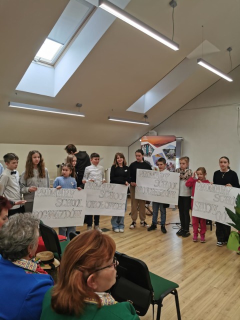 SP Sokołowiec - Światowy Dzień Ziemi  w Sudeckiej Zagrodzie Edukacyjnej…