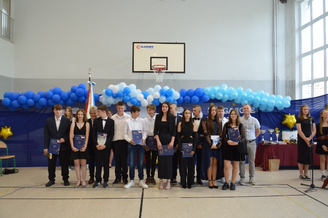 SP Sokołowiec - Absolwenci @Szkoły Podstawowej im. Jadwigi Śląskiej w Sokołowcu