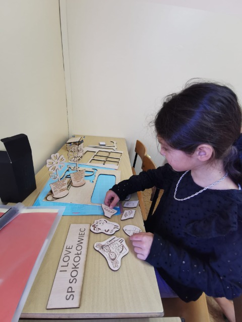 SP Sokołowiec - 24 tysiące złotych na sprzęt do robotyki i grawerowania.