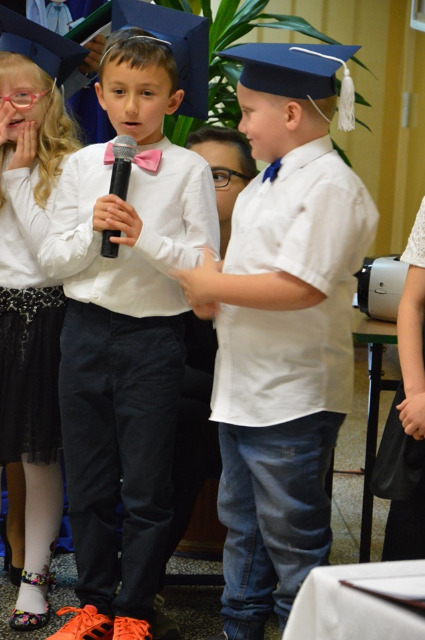 SP Sokołowiec - „JUŻ WYRUSZAMY DO PIERWSZEJ KLASY  ZOSTAŁY W TYLE PRZEDSZKOLNE CZASY” 