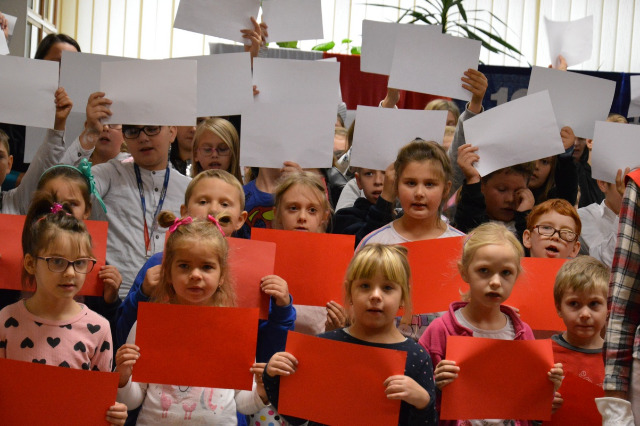 SP Sokołowiec - SZKOŁA DO HYMNU