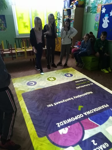 SP Sokołowiec - Zajęcia edukacyjne z „Magicznym Dywanem”