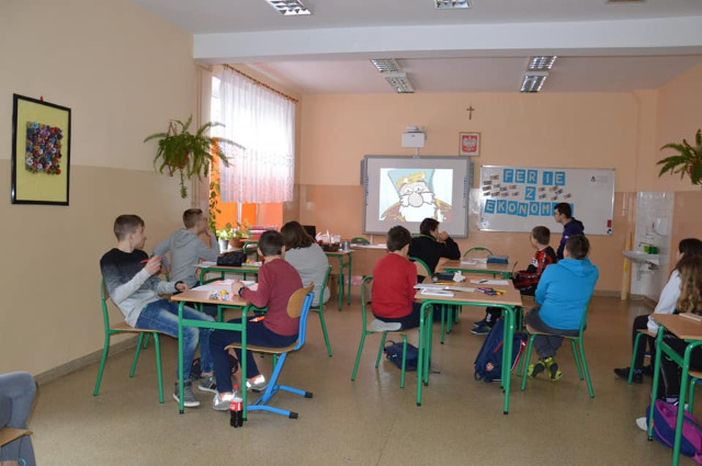 SP Sokołowiec - Ferie rozpoczęliśmy z EKONOMIĄ