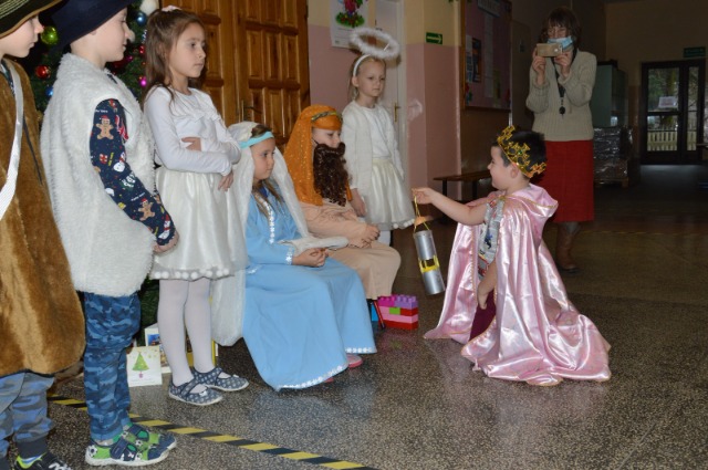 SP Sokołowiec - Jasełka w przedszkolu....