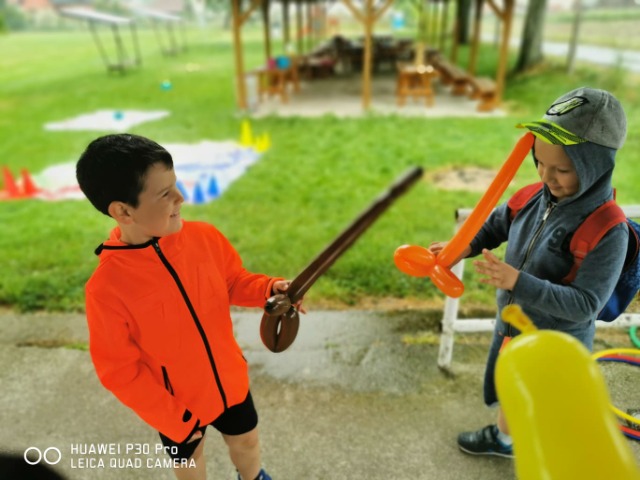 SP Sokołowiec - Gry i zabawy na wesoło ......