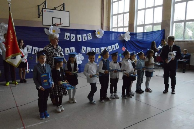 SP Sokołowiec - Ślubowanie uczniów klasy pierwszej