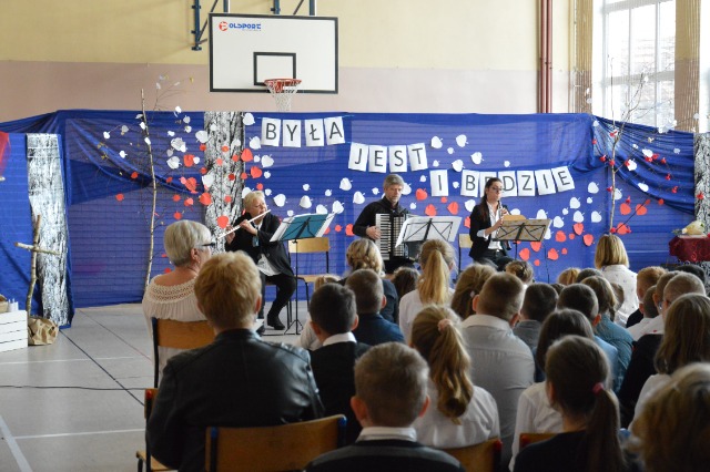 SP Sokołowiec - ŚwiętujeMY! – 103 Rocznica ODZYSKANIA NIEPODLEGŁOŚCI PRZEZ POLSKĘ…