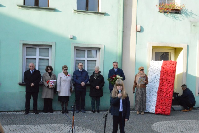 SP Sokołowiec - Dzisiaj obchodzimy Narodowe Święto Niepodległości. Warto ten czas spędzić w duchu patriotyzmu.