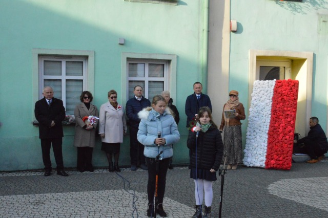 SP Sokołowiec - Dzisiaj obchodzimy Narodowe Święto Niepodległości. Warto ten czas spędzić w duchu patriotyzmu.