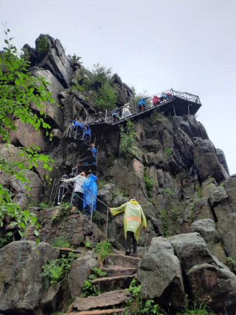 SP Sokołowiec - Wędrówki po górskich szlakach…