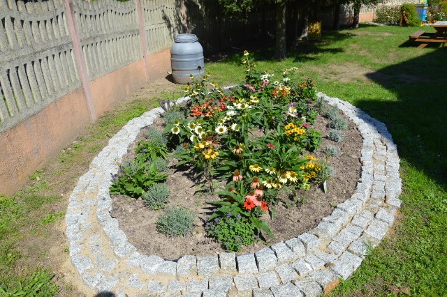 SP Sokołowiec - W naszym „magicznym ogrodzie” dzieje się…..