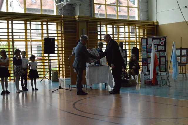 SP Sokołowiec - GRATULACJE dla Szkoły Podstawowej im. Janusza Korczaka w Świerzawie