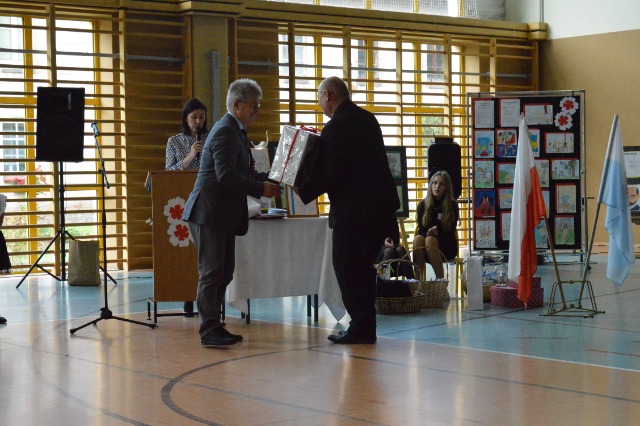 SP Sokołowiec - GRATULACJE dla Szkoły Podstawowej im. Janusza Korczaka w Świerzawie