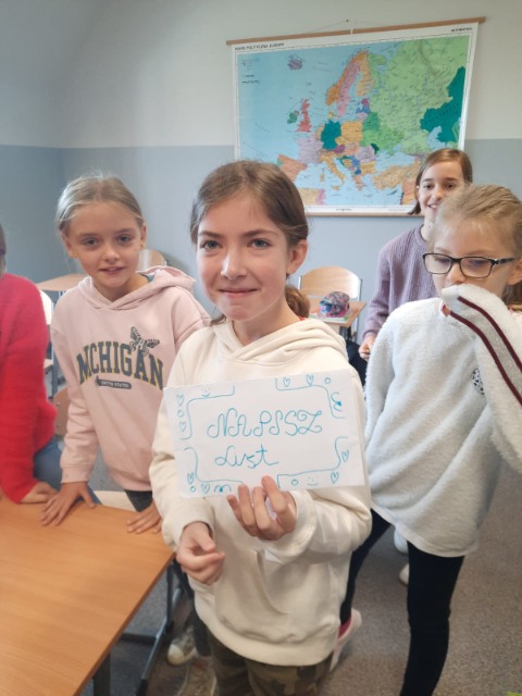 SP Sokołowiec - "Piszemy, czytamy, wysyłamy"