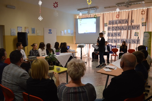 SP Sokołowiec - Debatę czas zacząć…