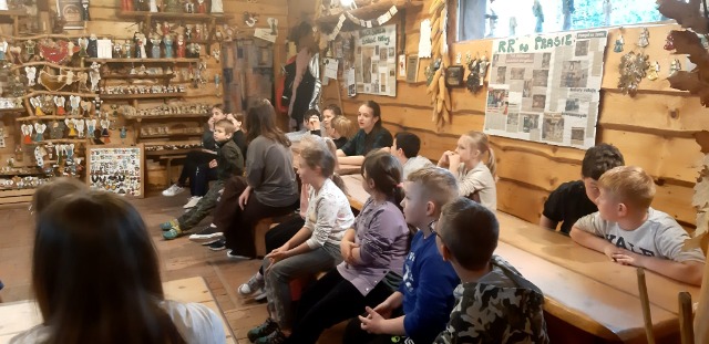 SP Sokołowiec - „Z gliną na wesoło” – warsztaty ceramiczne..