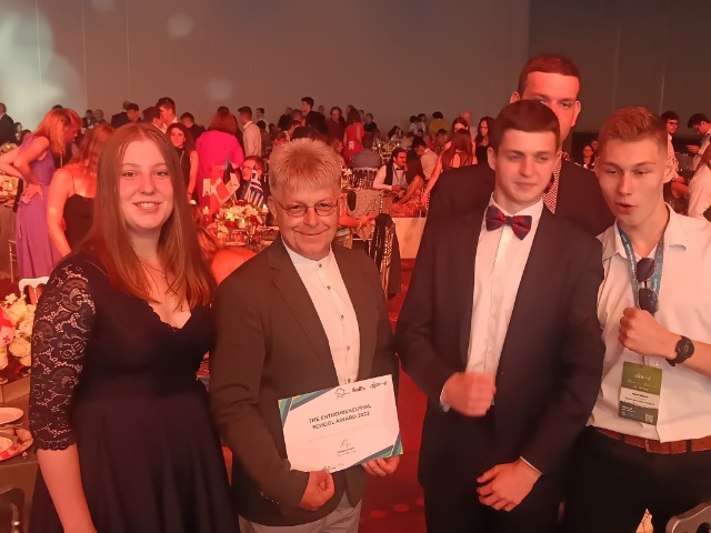 SP Sokołowiec - Nagroda The Entrepreneurial School Awards dla Szkoły Podstawowej im. Jadwigi Śląskiej w Sokołowcu